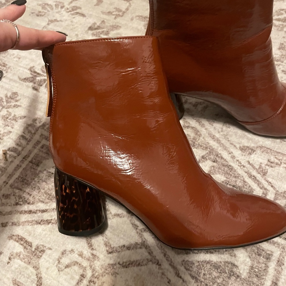 Glamorous Brown Patent Block Heel Ankle Boots
